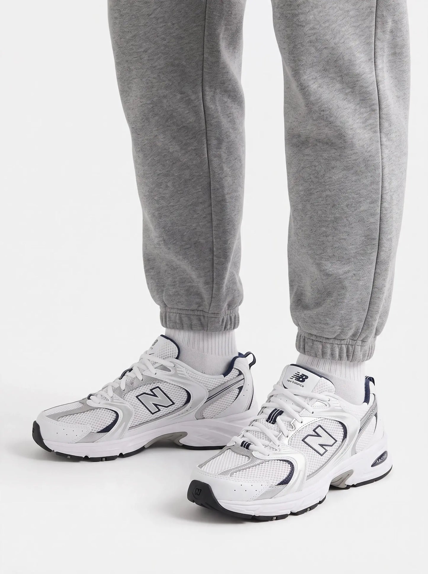 New Balance 530 Men Sneakers – White / Silver / Navy