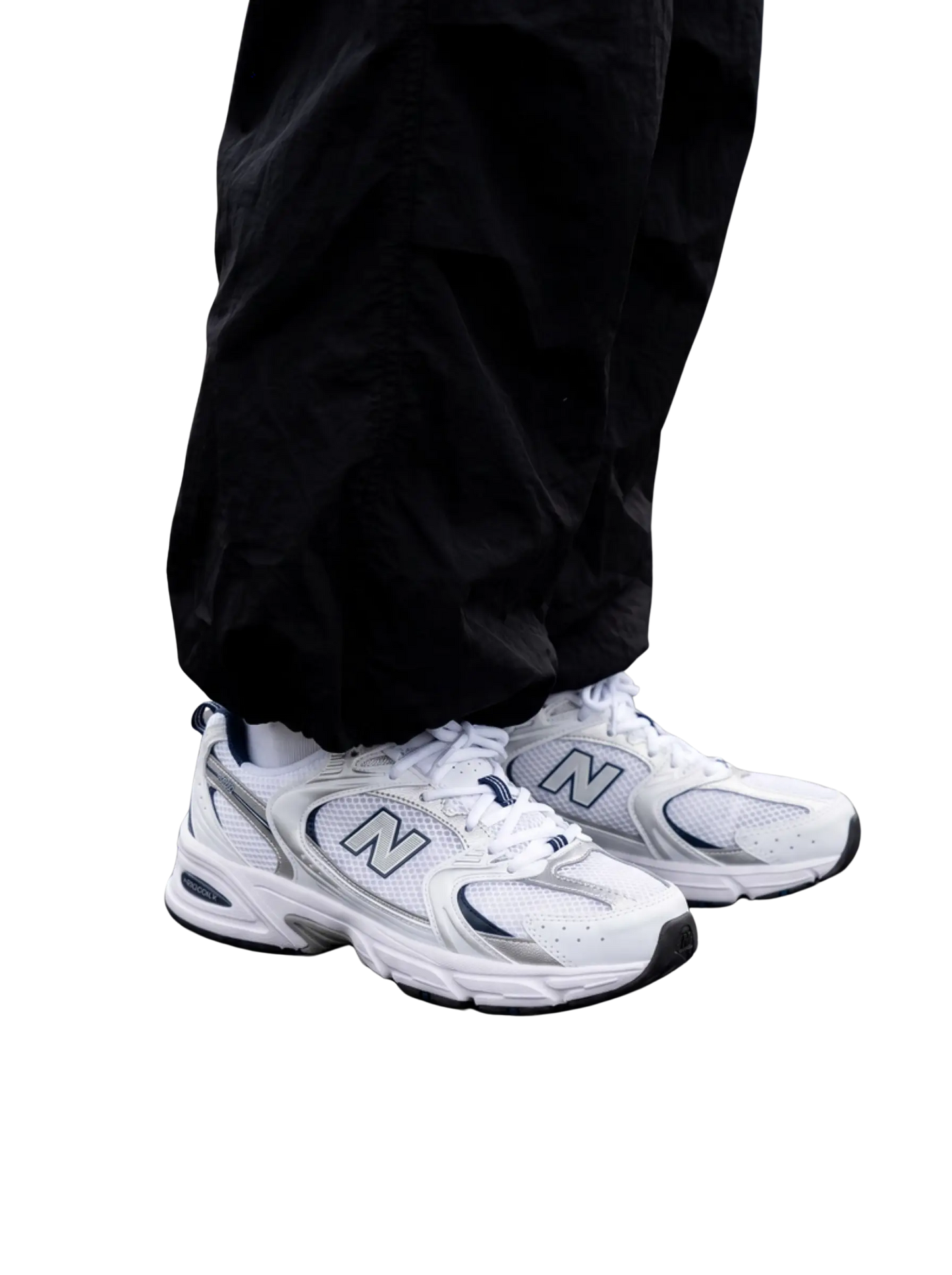 New Balance 530 Men Sneakers – White / Silver / Navy