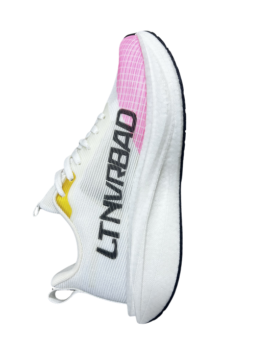 BUZZ Aero — Ultra-Light Cloud-Walk Sneaker