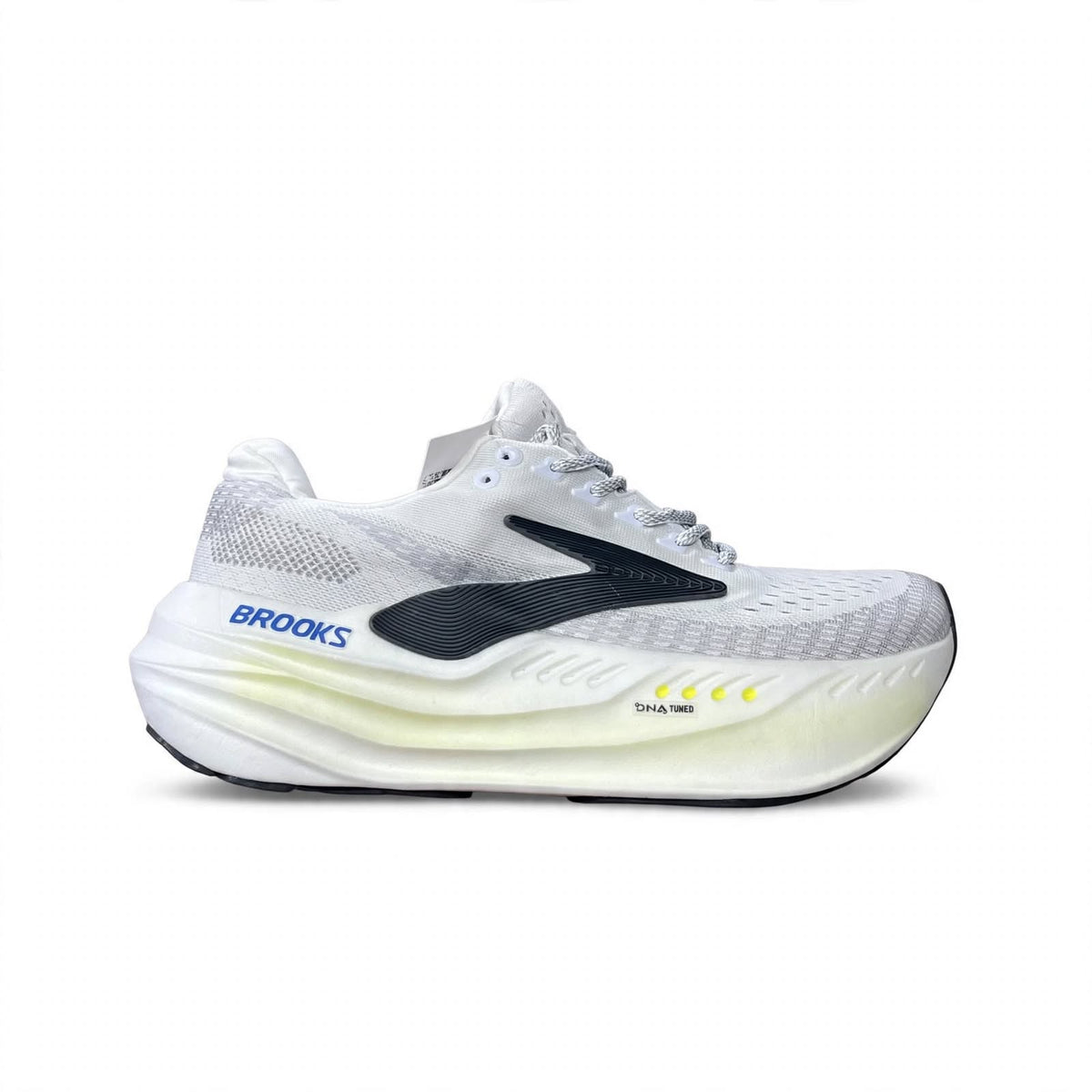 Ghost Max style runner rear view