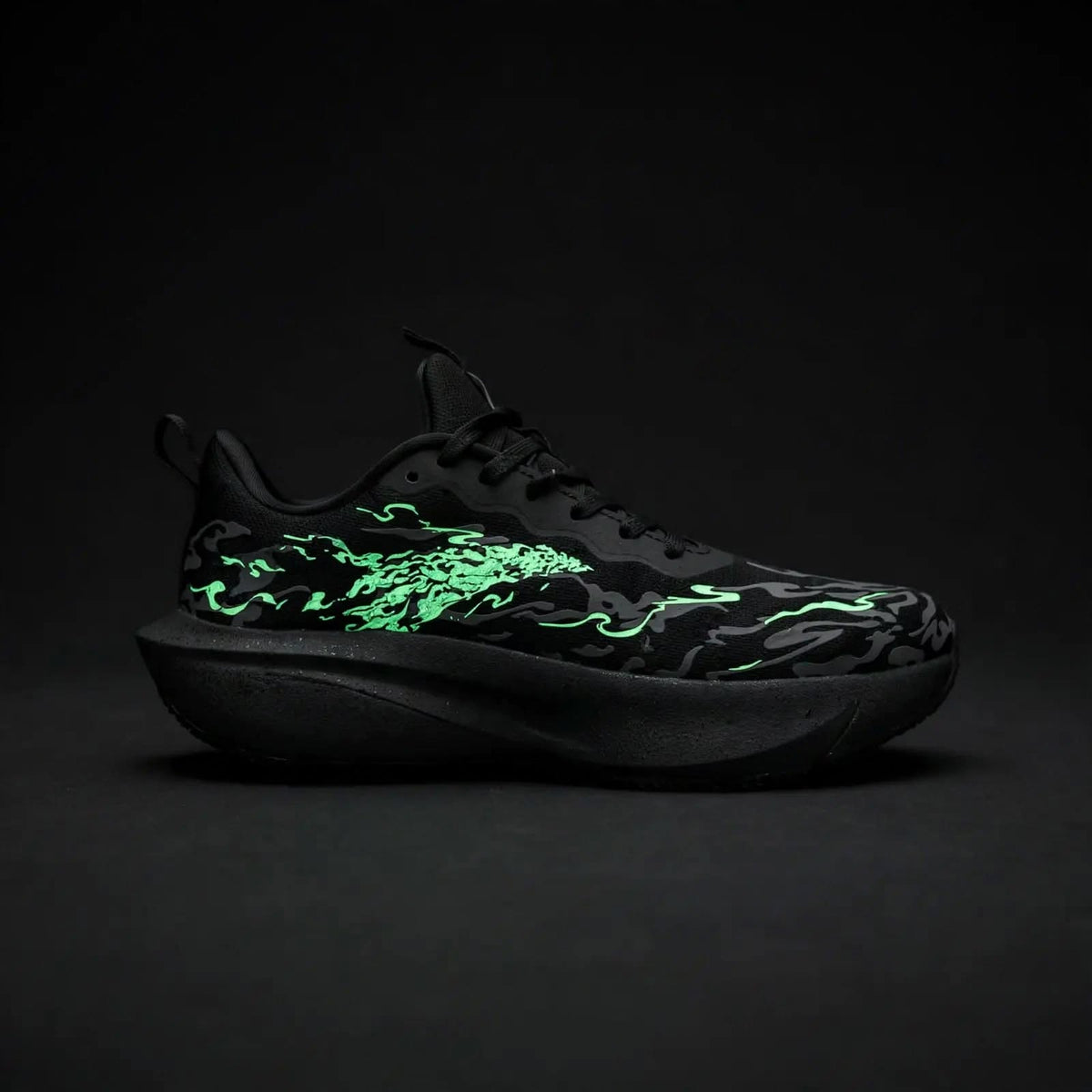 Buzz Smoke Pro outsole detail | BUZZ Egypt