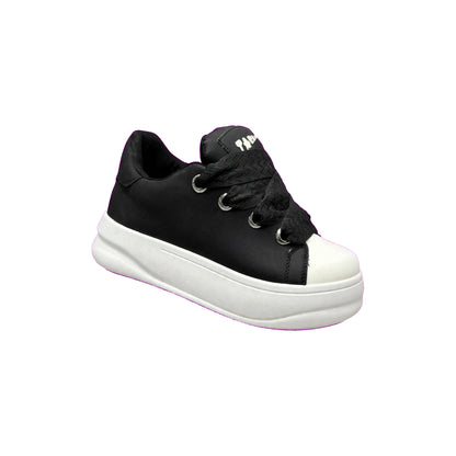 PALOMO Style satin platform sneaker detail