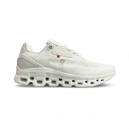 On Cloudstratus Style black white runner sneaker