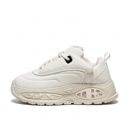 Alexander McQueen Style oversized platform sneaker detail